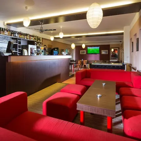 Acrobat Park 3* Štíty