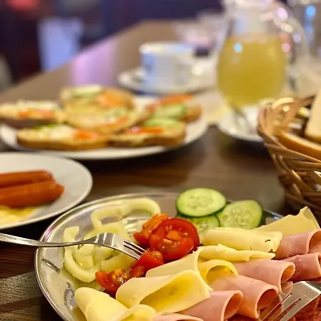 Konukevi Acrobat Park Štíty