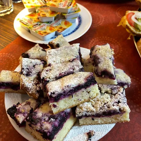 Konukevi Acrobat Park